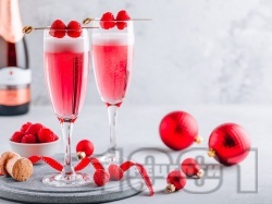 Коктейл Blackberry Fizz с къпинов ликьор и шампанско - снимка на рецептата Коктейл Blackberry Fizz с къпинов ликьор и шампанско - снимка на рецептата